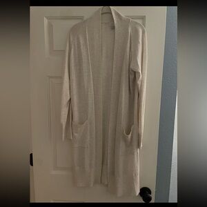 A new day XS beige cardigan like new